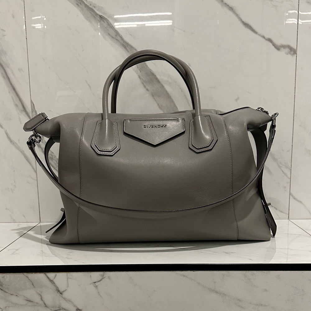 Givenchy Antigona Gray Leather Crossbody Bag (2021)